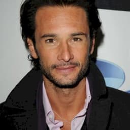 Rodrigo Santoro