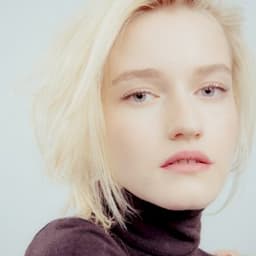 Julia Garner
