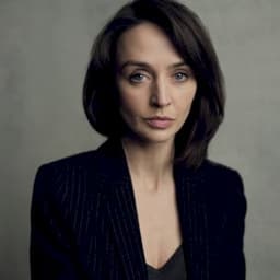Lisa Dwyer Hogg
