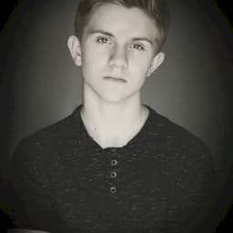 Aiden Flowers