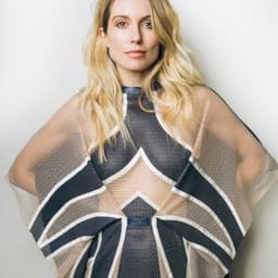 Sarah Carter