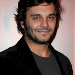Pio Marmaï