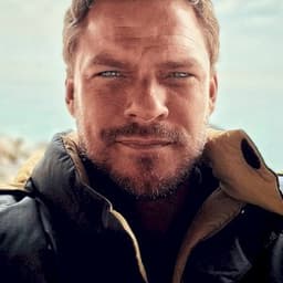 Alan Ritchson