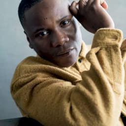 Tobi Bakare