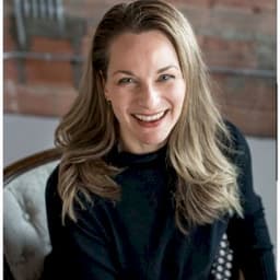 Dawn Van de Schoot