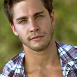 Dean Geyer