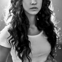 Stella Maeve