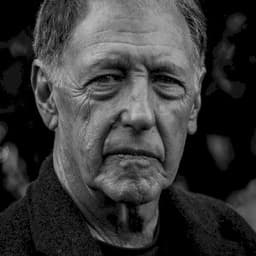 Dennis Dugan