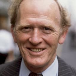 Gordon Jackson