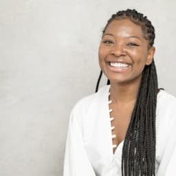 Déja J. Bowens