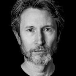 Jonathan Aris