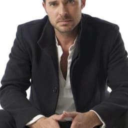 Manolo Cardona