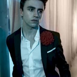 Itzan Escamilla