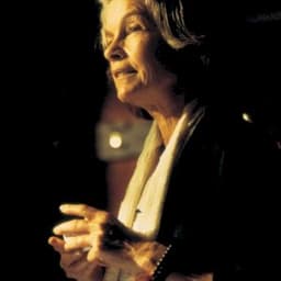 Geneviève Bujold