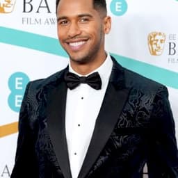 Elliot Knight