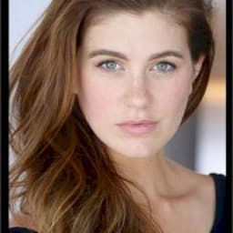 Laura Dreyfuss