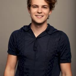 Robbie Kay