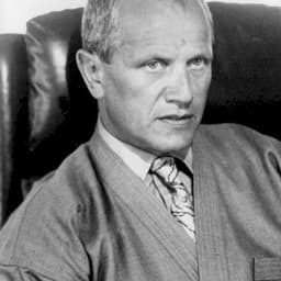 Steven Berkoff