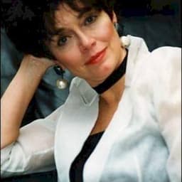 Kathleen Barr