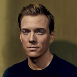 Jake Abel