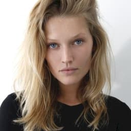 Toni Garrn