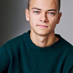 Conrad Khan