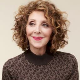 Andrea Martin
