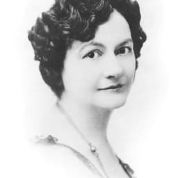 Lucille La Verne