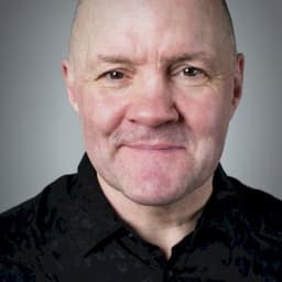 Duncan Airlie James