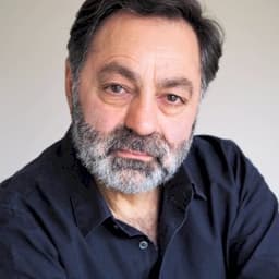 Nasser Memarzia