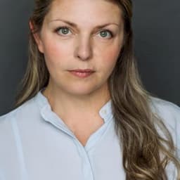 Rebecca Shoichet