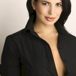 Andrea Leon