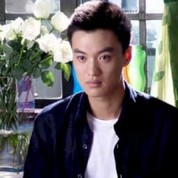 Yiwei Zhou