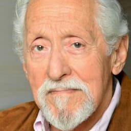 Mike Nussbaum