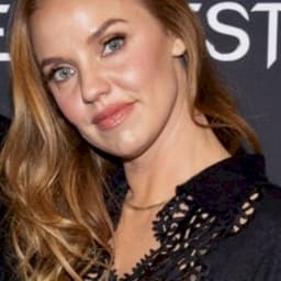 Kelli Garner