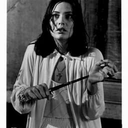 Cristina Raines