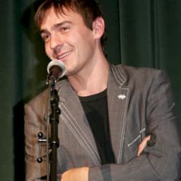 Ewen Leslie
