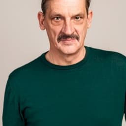Peter Van den Begin