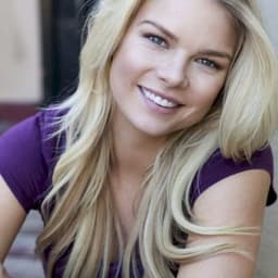 Kelli Goss