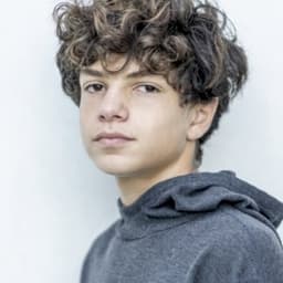Ashton Essex Bright