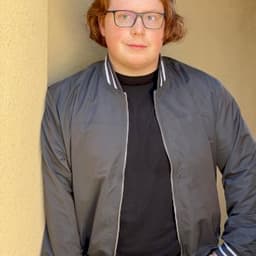 Tucker Albrizzi