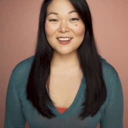 Holly Chou