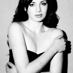 Ashley Rickards