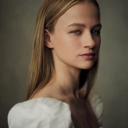 Issy Knopfler