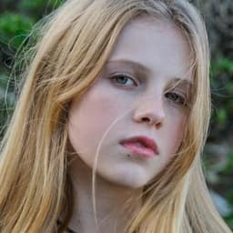Alyla Browne