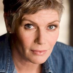 Kelly McGillis
