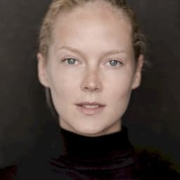 Rosy McEwen