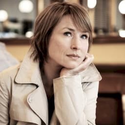 Corinna Harfouch