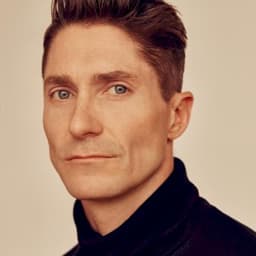 Matthew MacCaull