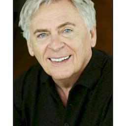 Daniel Davis